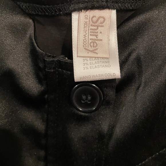 Black and White Corset - Picture 5 of 13